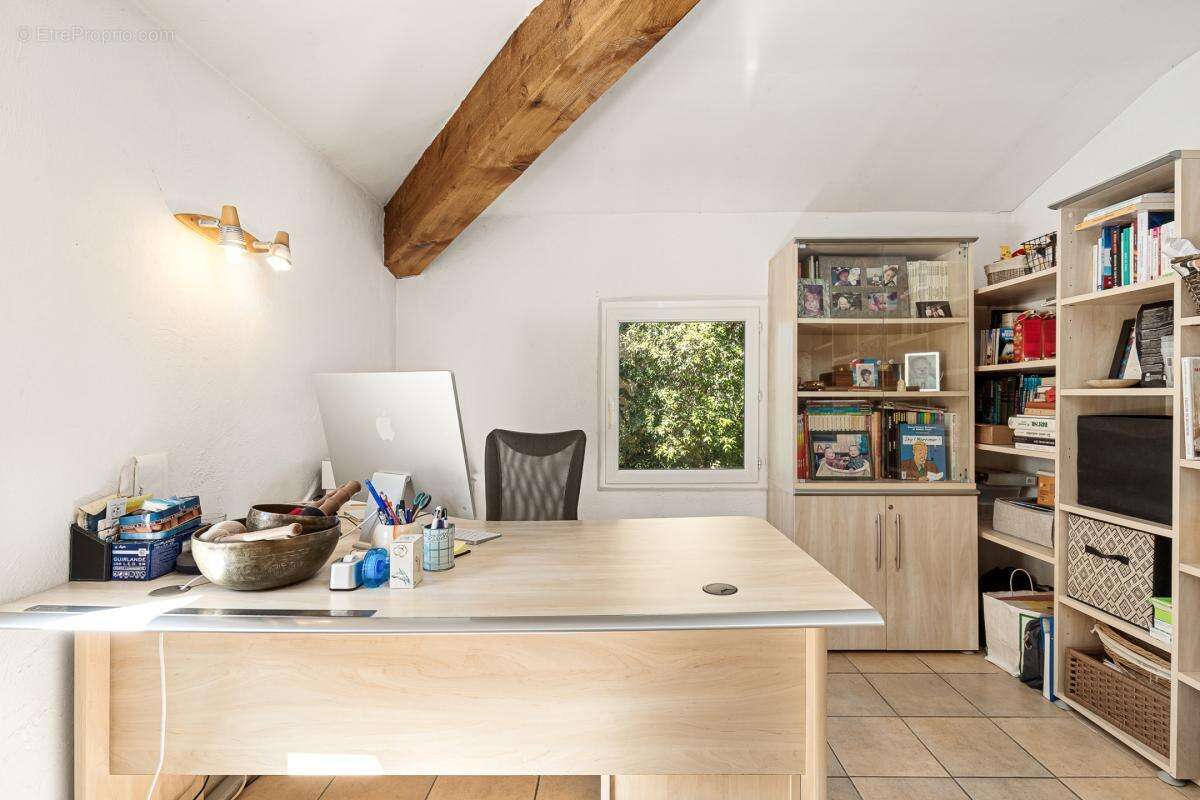 Maison à ROQUEFORT-LES-PINS