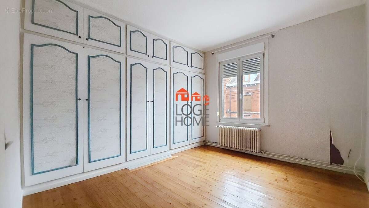 Chambre - Maison à HENIN-BEAUMONT
