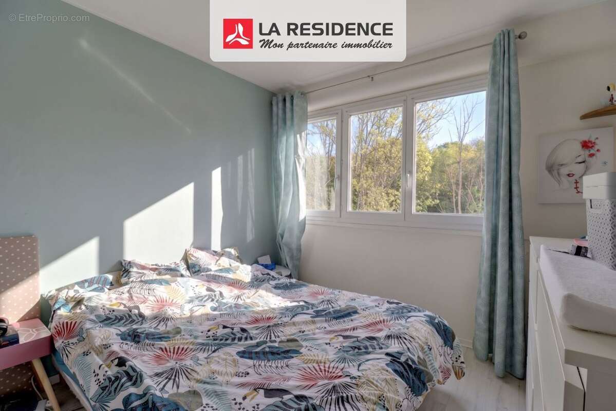 Appartement à VERNEUIL-SUR-SEINE