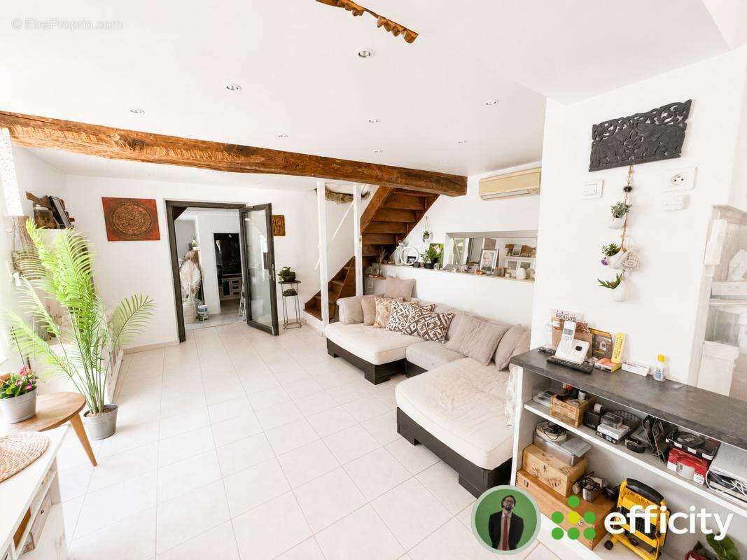 Maison 150 m² à Chaneins  - photo 9
