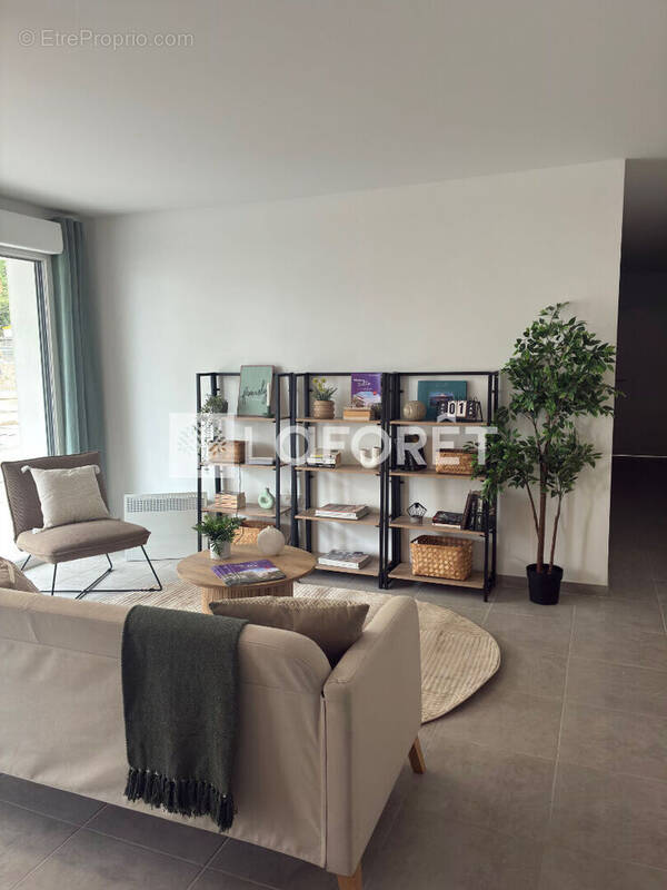 Appartement à CHALLES-LES-EAUX