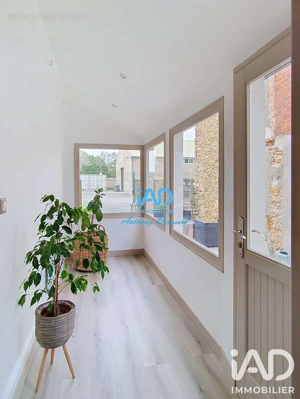 Maison 119 m² à Fontenay-Tresigny  - photo 7