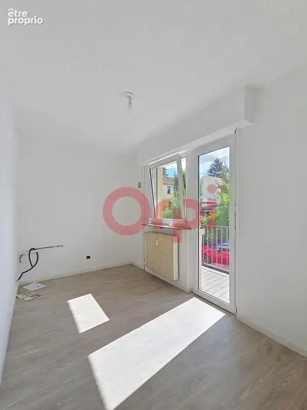 Appartement À Vendre - photo 4