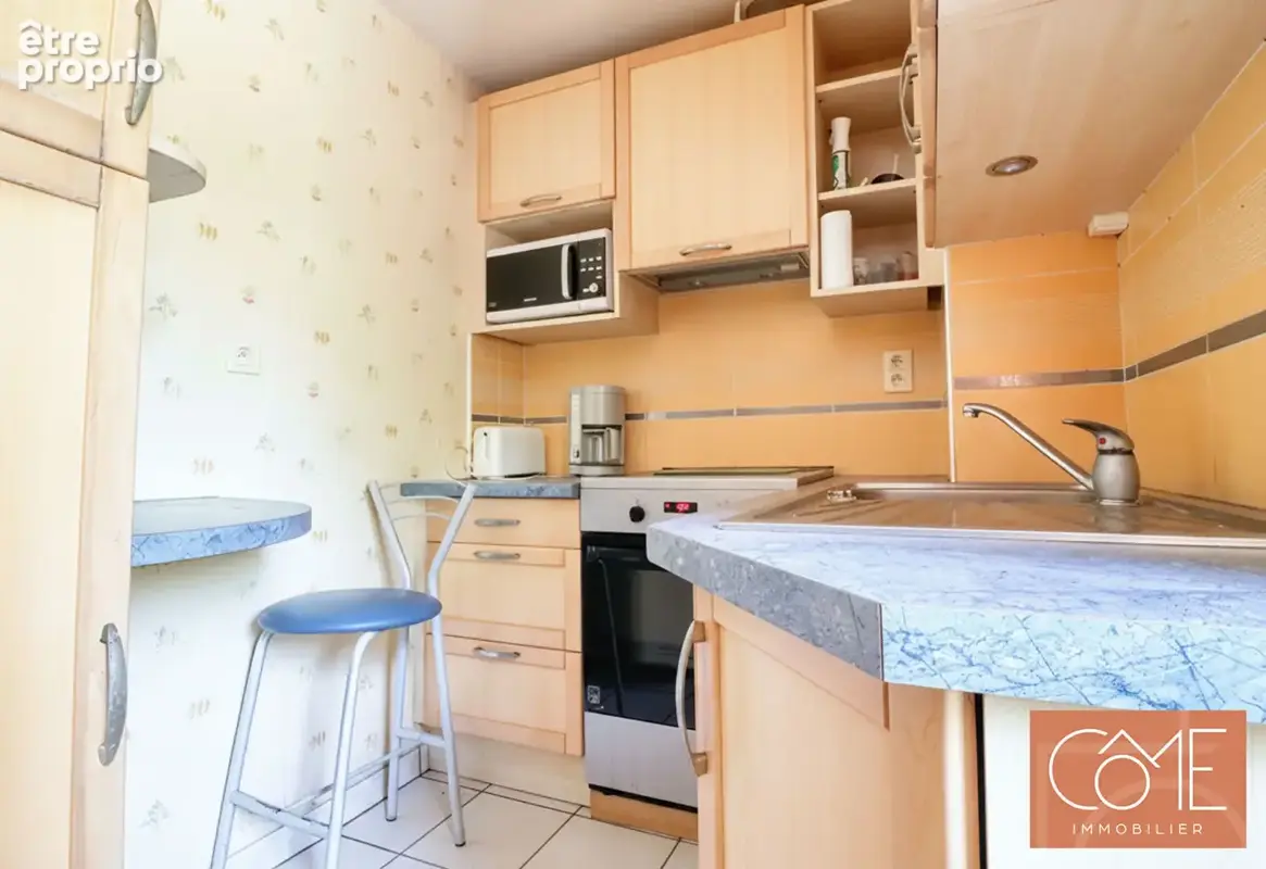 À vendre en exclusivite - 35850 geveze - centre bourg - appartement t2 duplex - 38.41 m² hab et 46.05 m² au sol - parking couver - photo 3