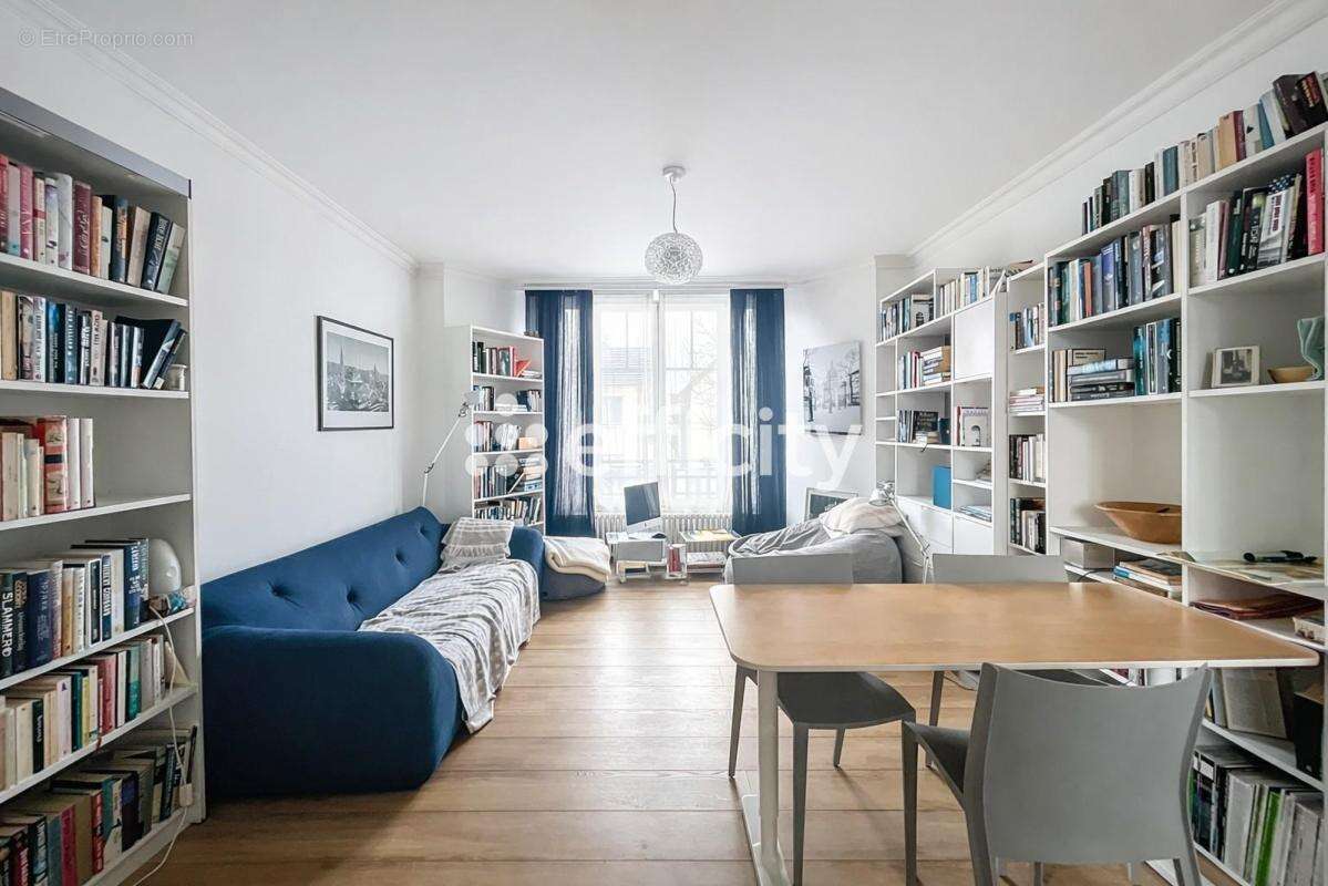 Maison à LES PAVILLONS-SOUS-BOIS