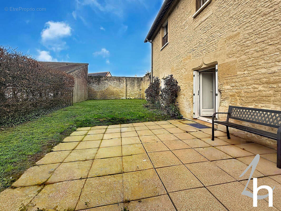 Appartement à BIEVILLE-BEUVILLE