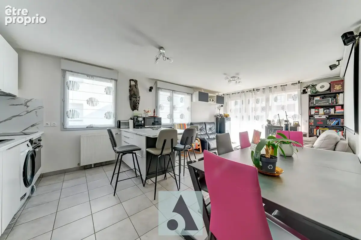 Appartement à LYON-8E
