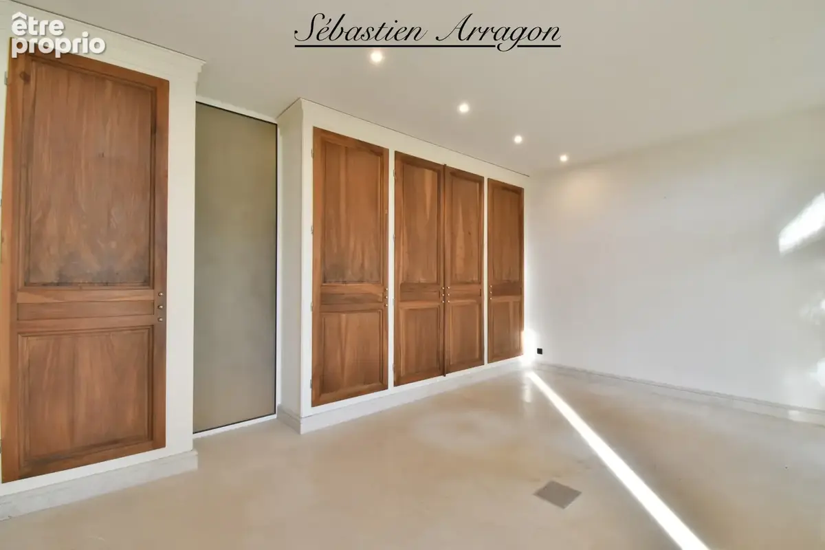 Maison de maître du XIXᵉ siècle à Villeneuve-sur-Lot – 460 m² – Parc de 8 300 m² – Piscine – Centre-ville à pied - photo 10