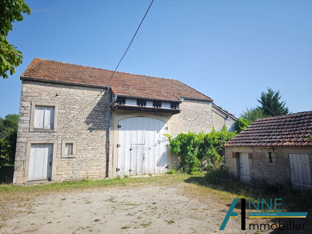 Maison à DEMIGNY