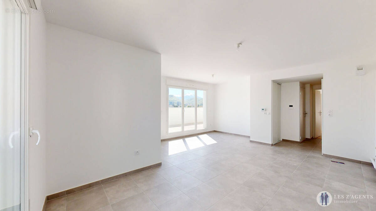 Appartement à ECHIROLLES