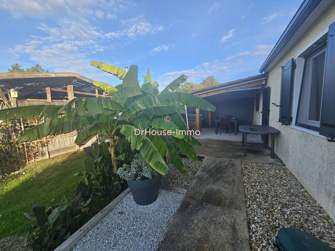 Maison à MONTPON-MENESTEROL