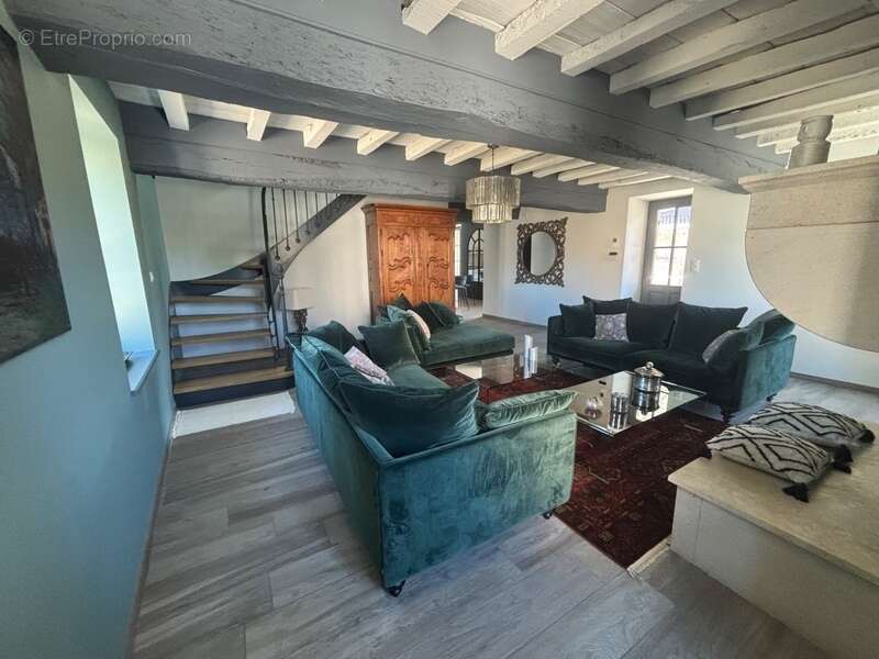 A vendre - Maison de charme - Cormatin 71460 -  115 m² - photo 8