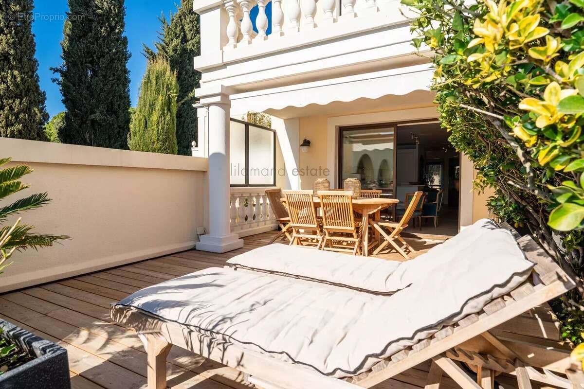 Appartement à CANNES