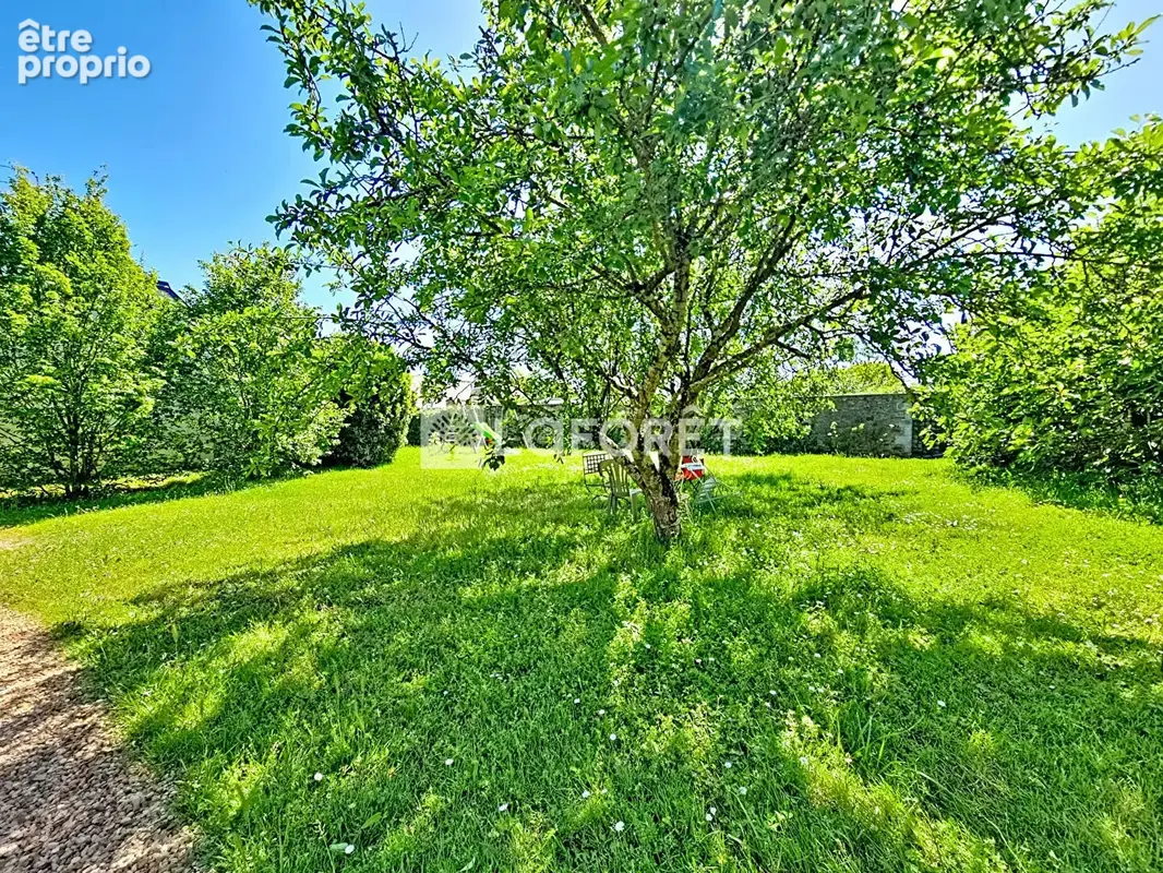 Demeure de caractère aux grands volumes sur la commune de Feneu - photo 18