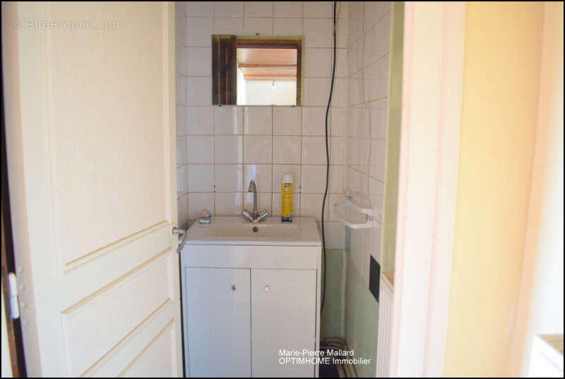 Maison à ROYERE-DE-VASSIVIERE