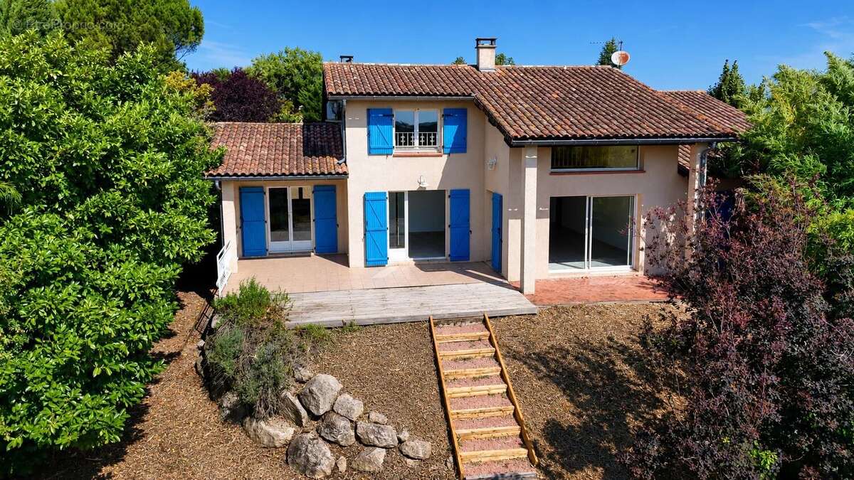 Maison T5 - 160 m2 - vue dégagée - photo 19