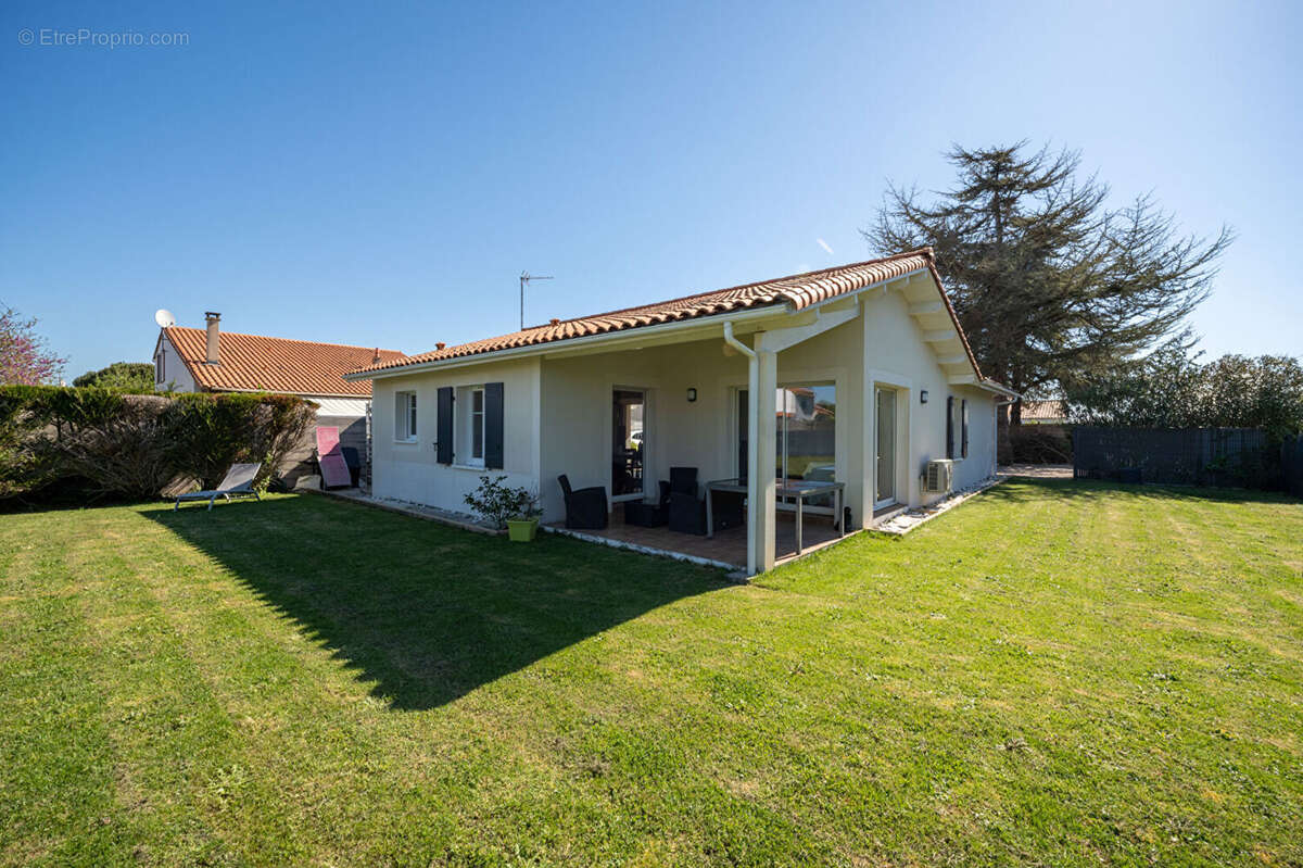 Maison à SAINT-PALAIS-SUR-MER