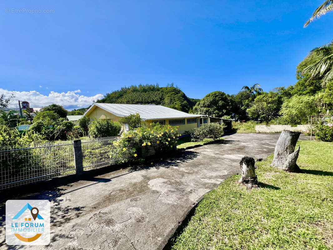 Saint joseph 97480 - villa f3 - beaux volumes - vaste parcelle - bonne situation géographique - photo 8
