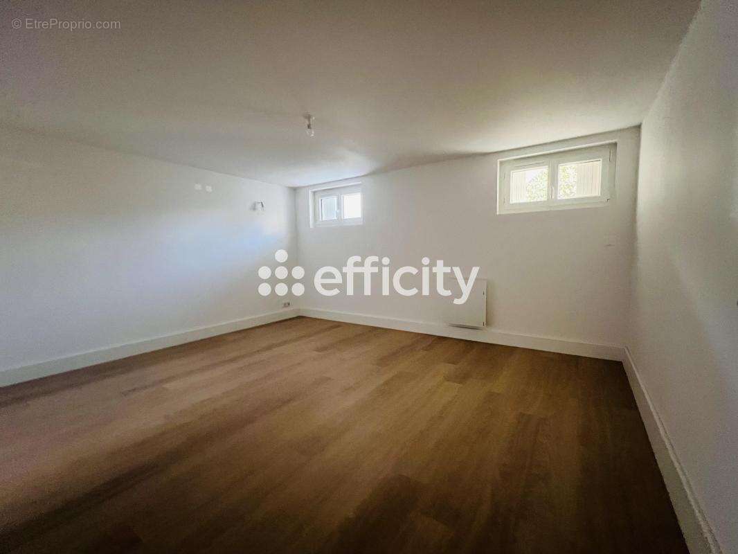 Maison à LE POULIGUEN