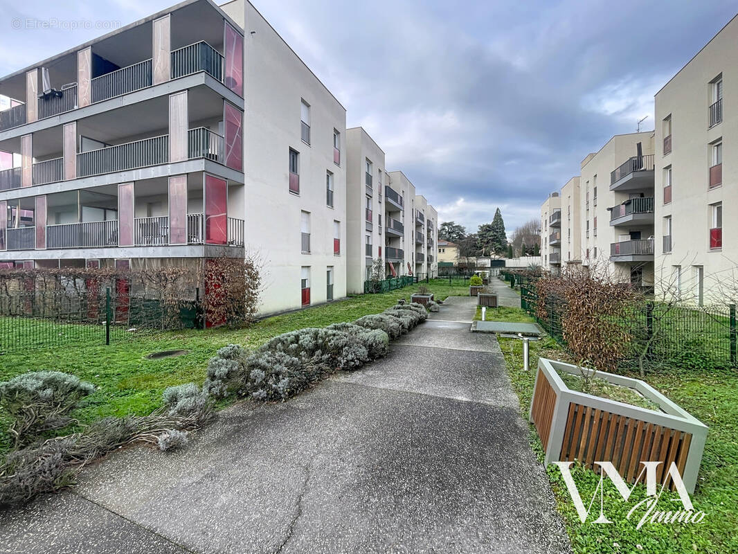 Appartement à CHAMPAGNE-AU-MONT-D'OR