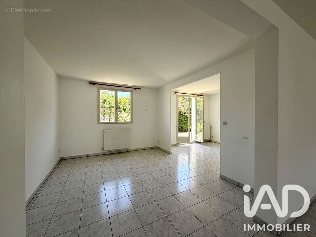 Photo 7 - Maison à MARLY