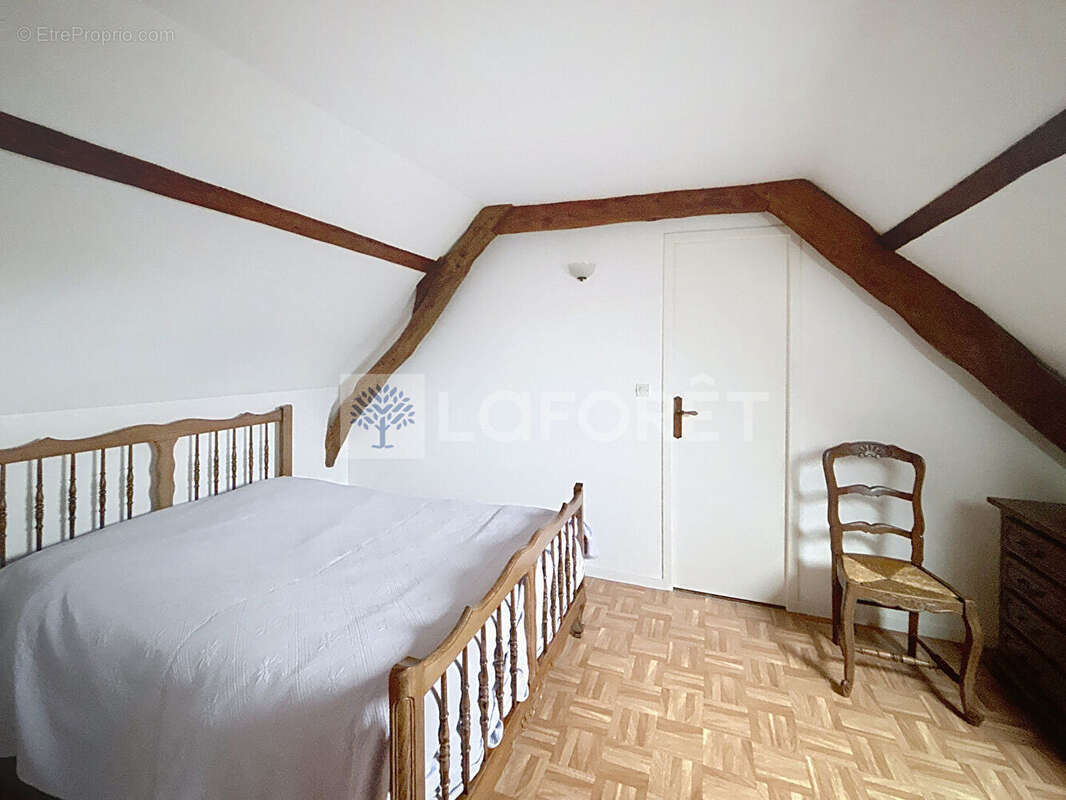 Maison à SAINT-MARTIN-AUX-BUNEAUX