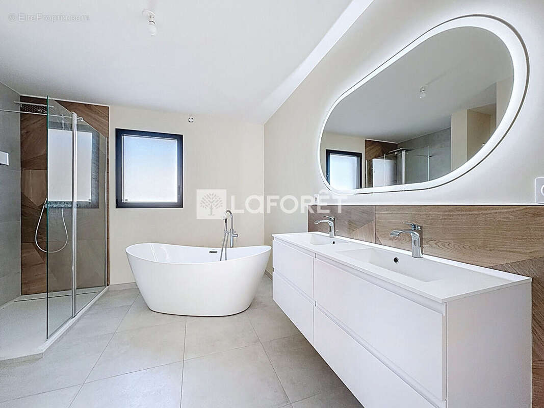 Maison à BLAINVILLE-SUR-ORNE