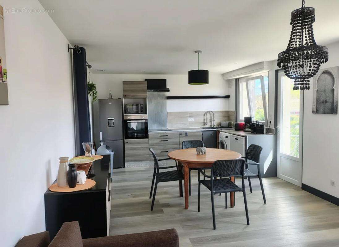Maison à ANGRESSE