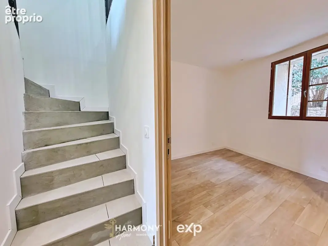Maison 105 m² à Jouques  - photo 9