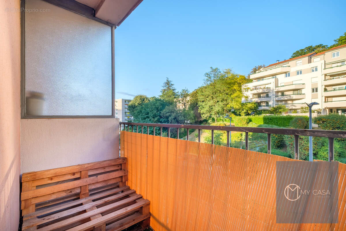 Appartement à LYON-9E