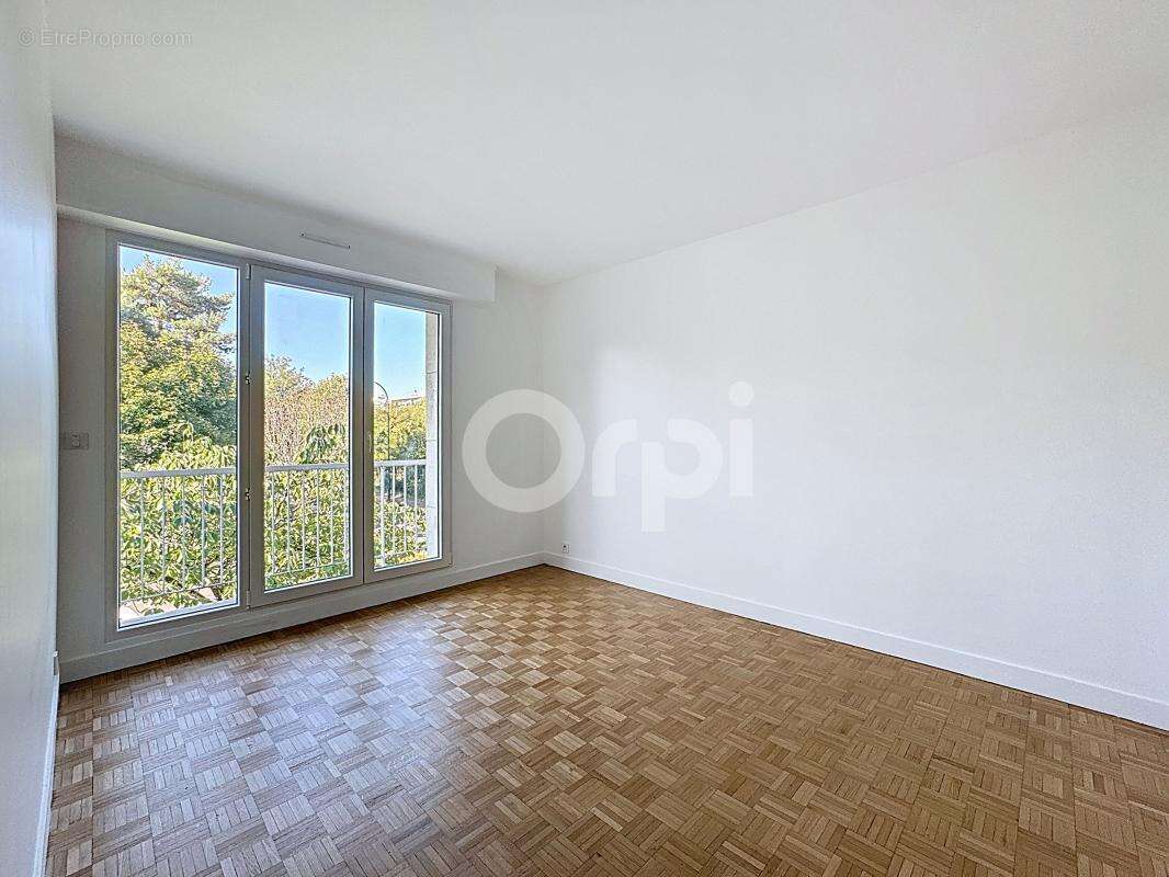 Appartement à FONTENAY-SOUS-BOIS