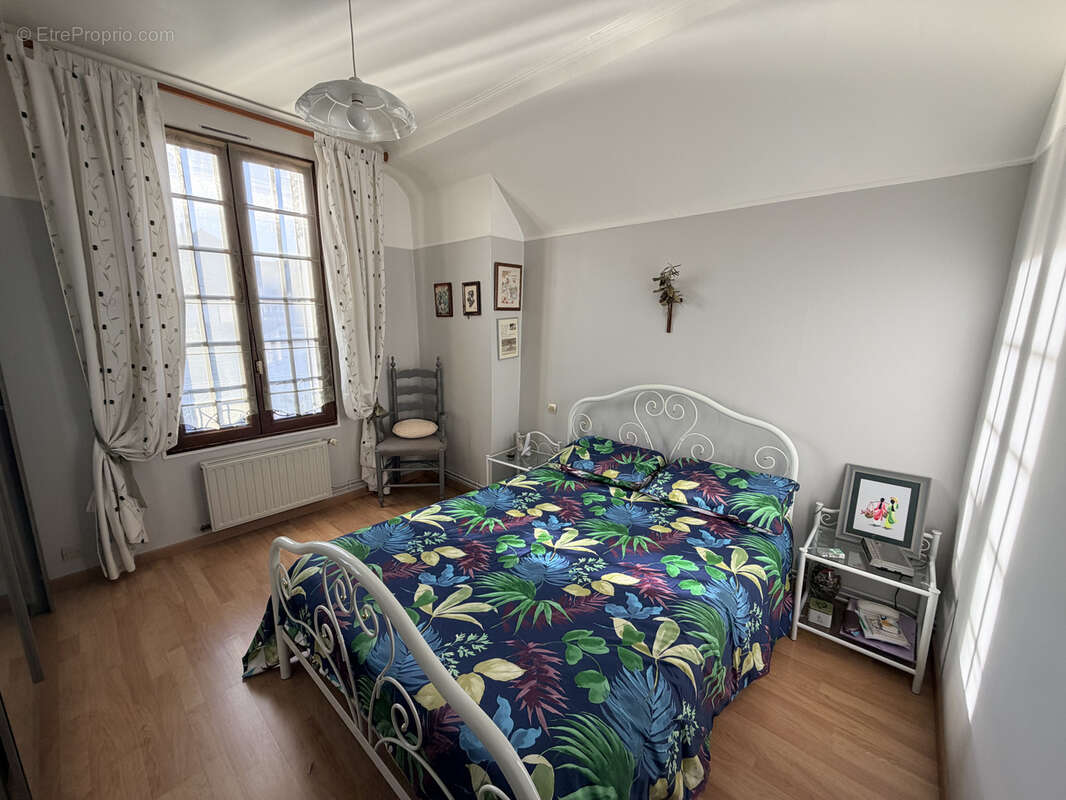 Maison à CHAMPIGNY-SUR-MARNE