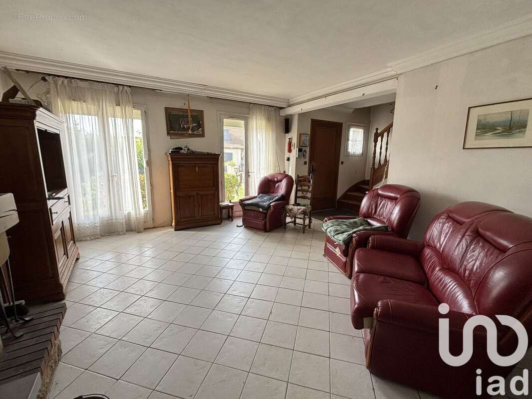 Photo 3 - Maison à RICHEBOURG