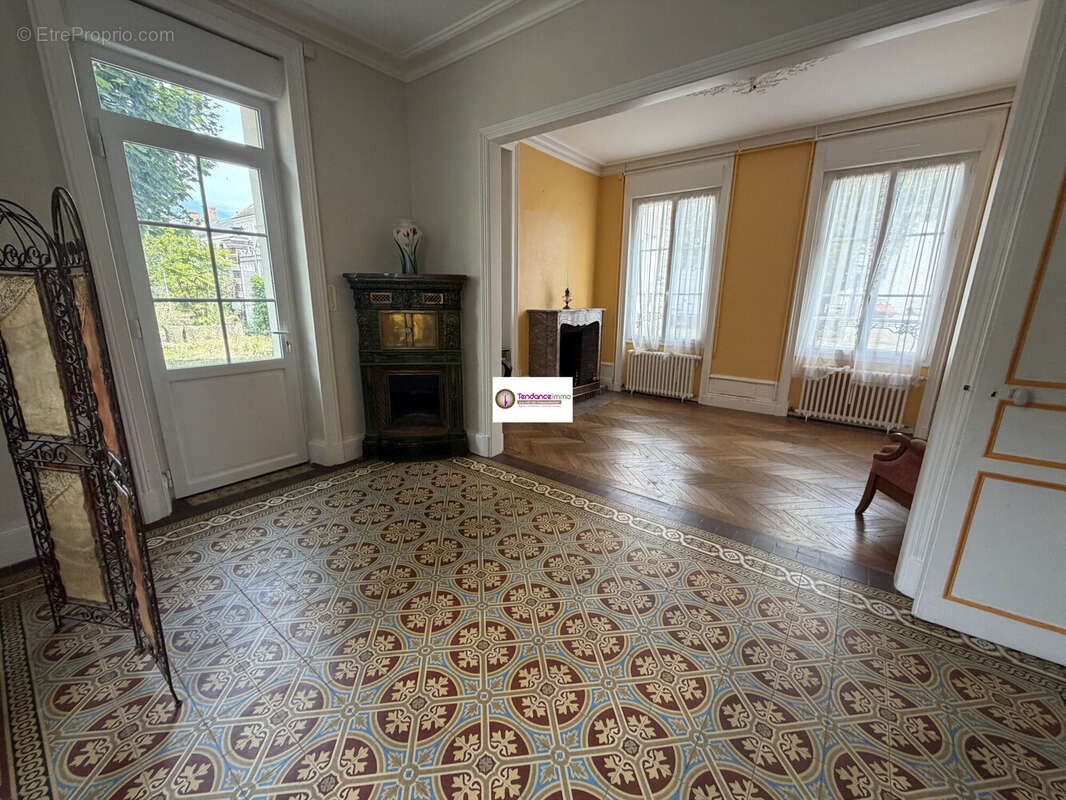 Maison 192 m² à Le Mele-Sur-Sarthe  - photo 4