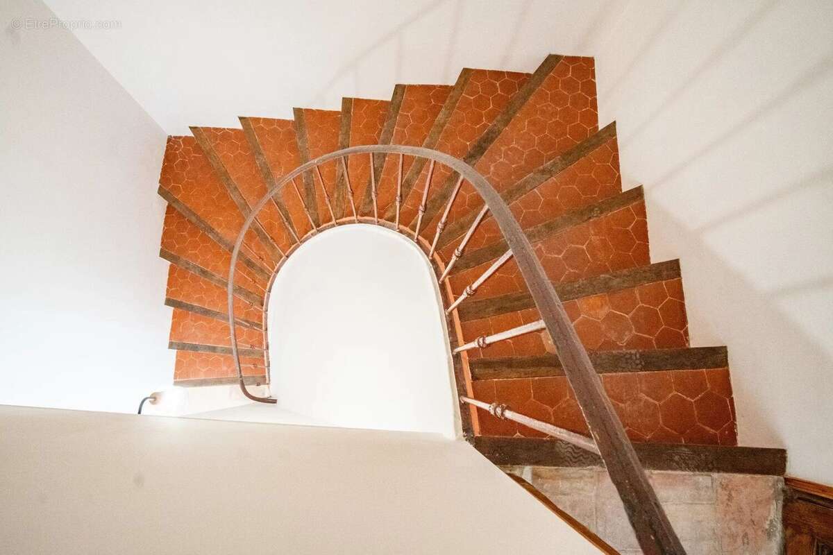 Appartement à POURRIERES