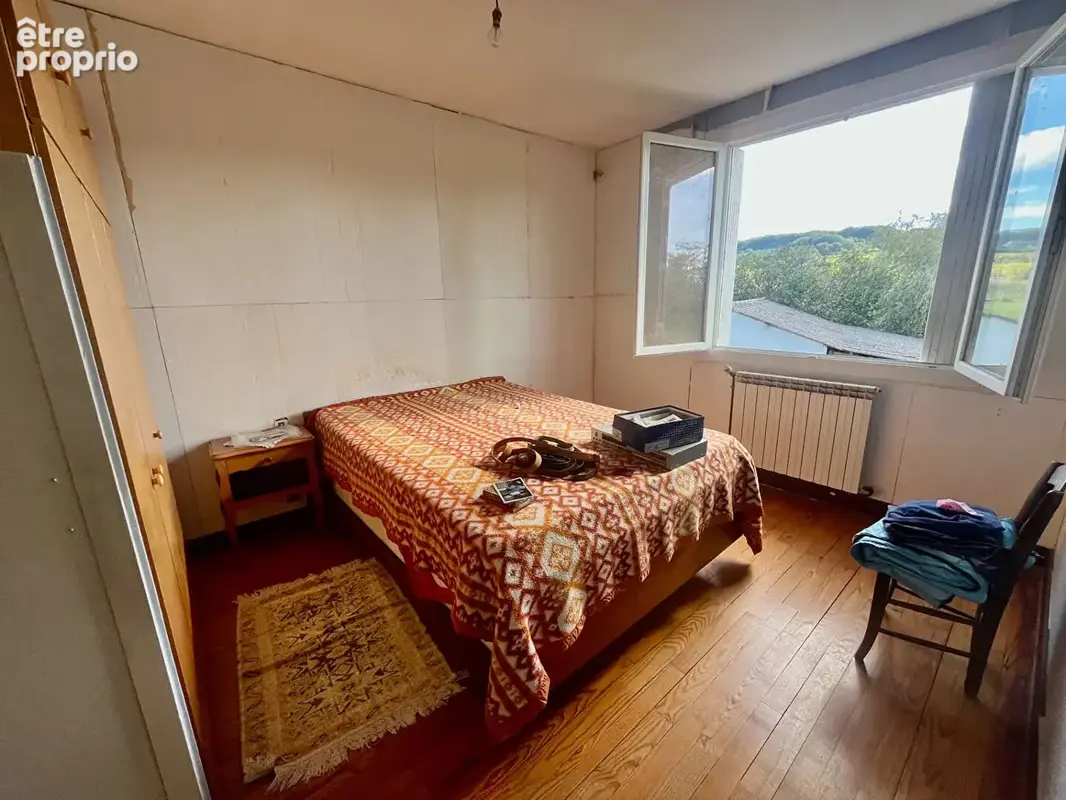 ALLEZ-ET-CAZENEUVE Maison de 145 m² sur terrain de 1730 m²  Idéalement située dans un environnement calme de la commune d'Allez- - photo 8