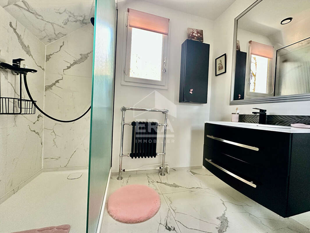 Maison à BOISSISE-LE-ROI