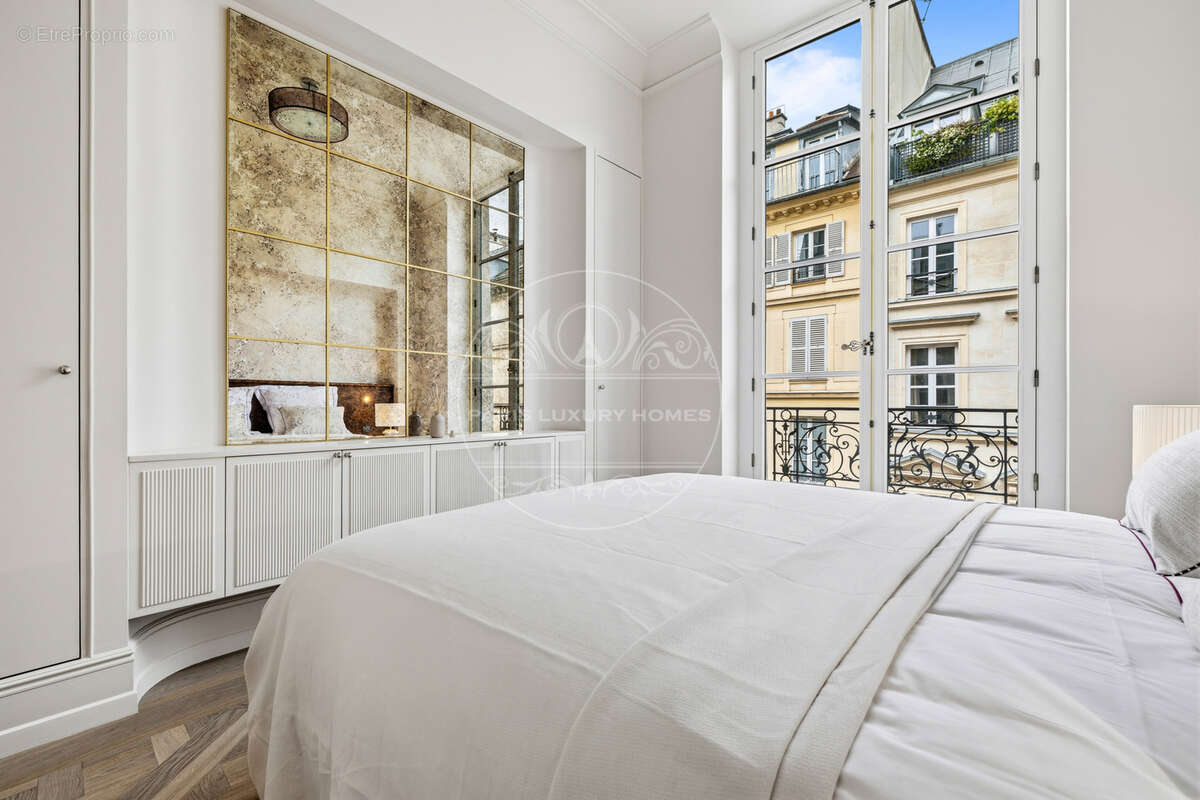 Appartement de prestige à Paris 1er ! - photo 12