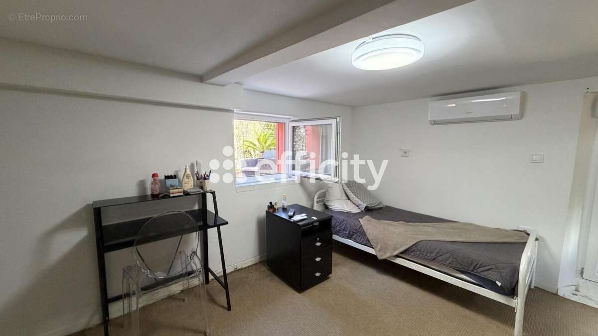 Maison 140 m² à Villeurbanne  - photo 12