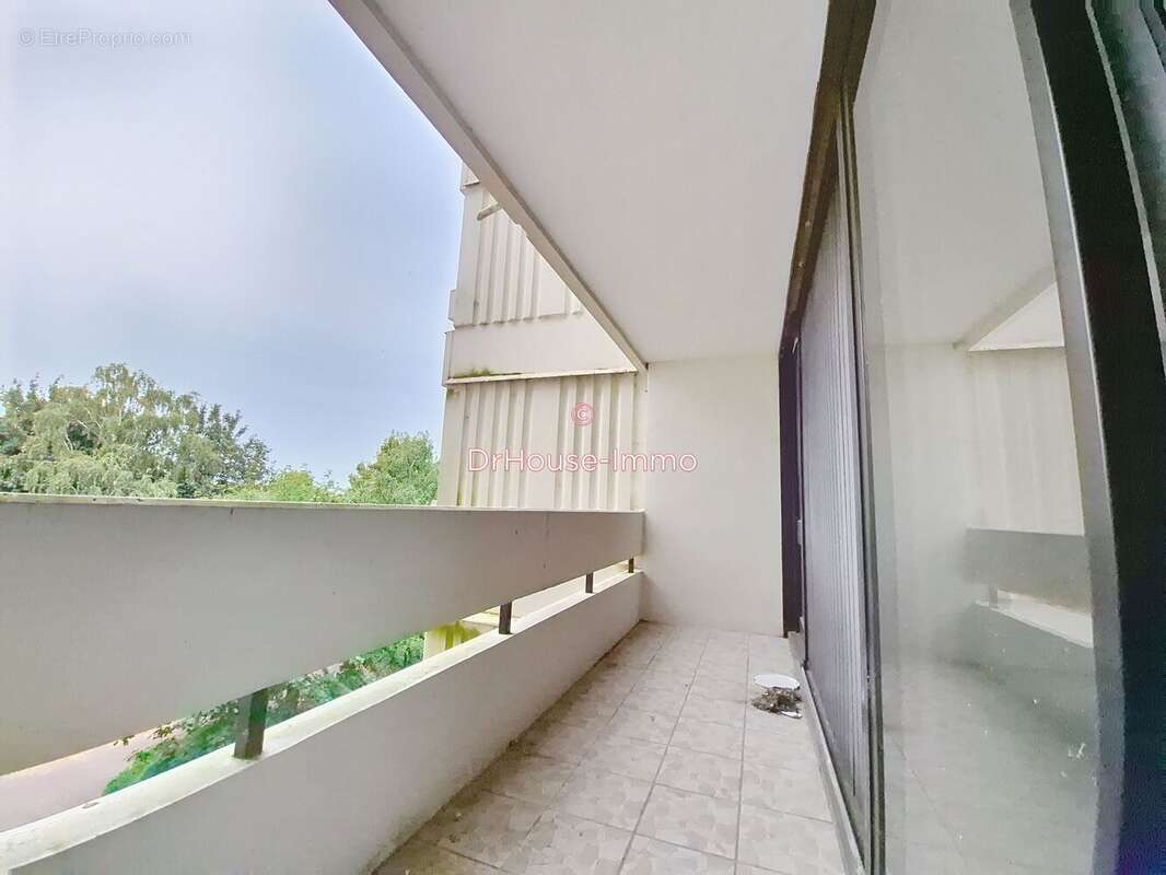 Appartement à ELANCOURT