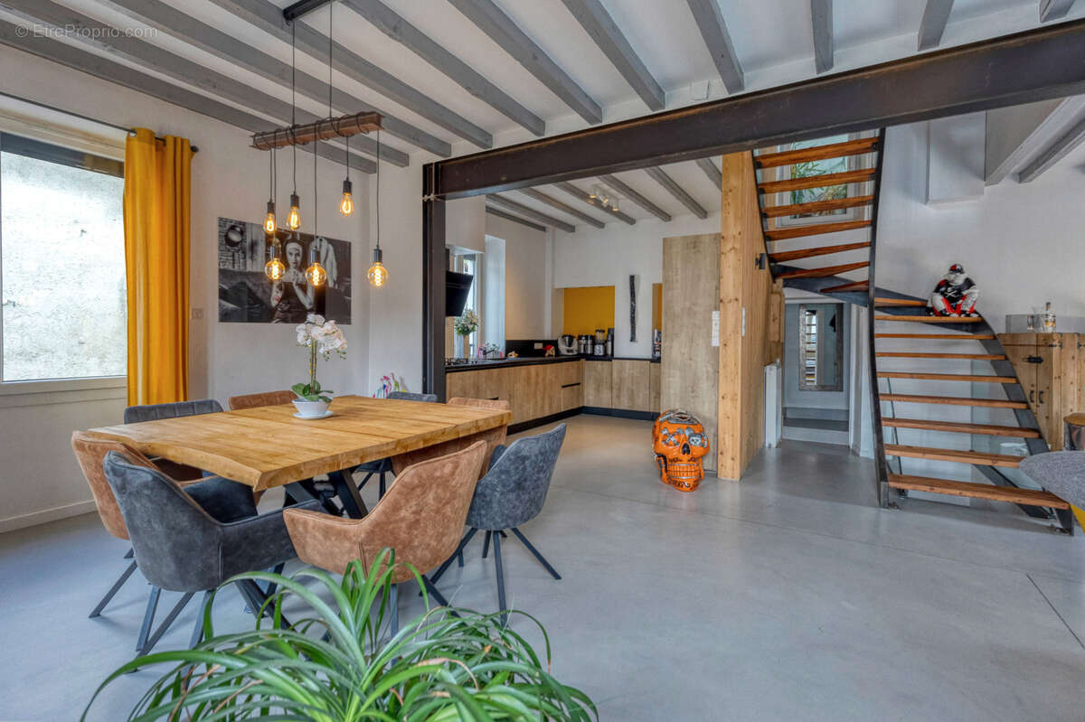 Maison à VILLARD-BONNOT