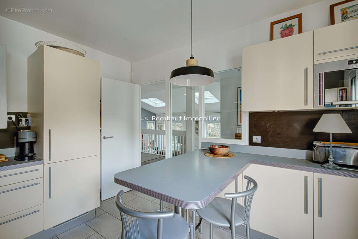 Maison à LA CELLE-SAINT-CLOUD