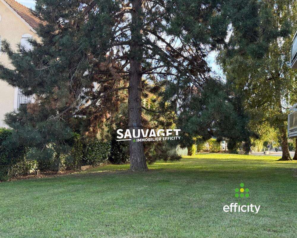 Appartement à REIGNIER