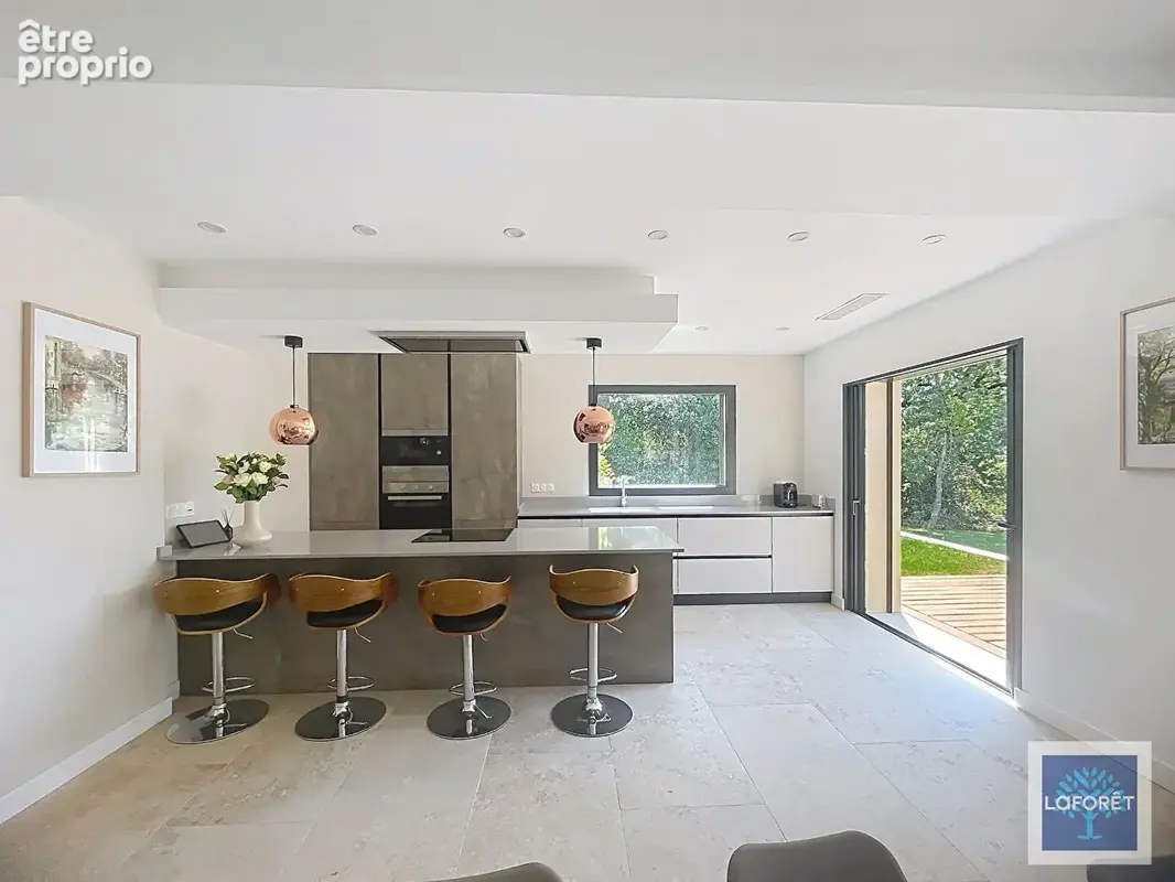 MANIFIQUE VILLA neuve à Saint Paul De Vence 5 pièce(s) 167.85 m2 - photo 6