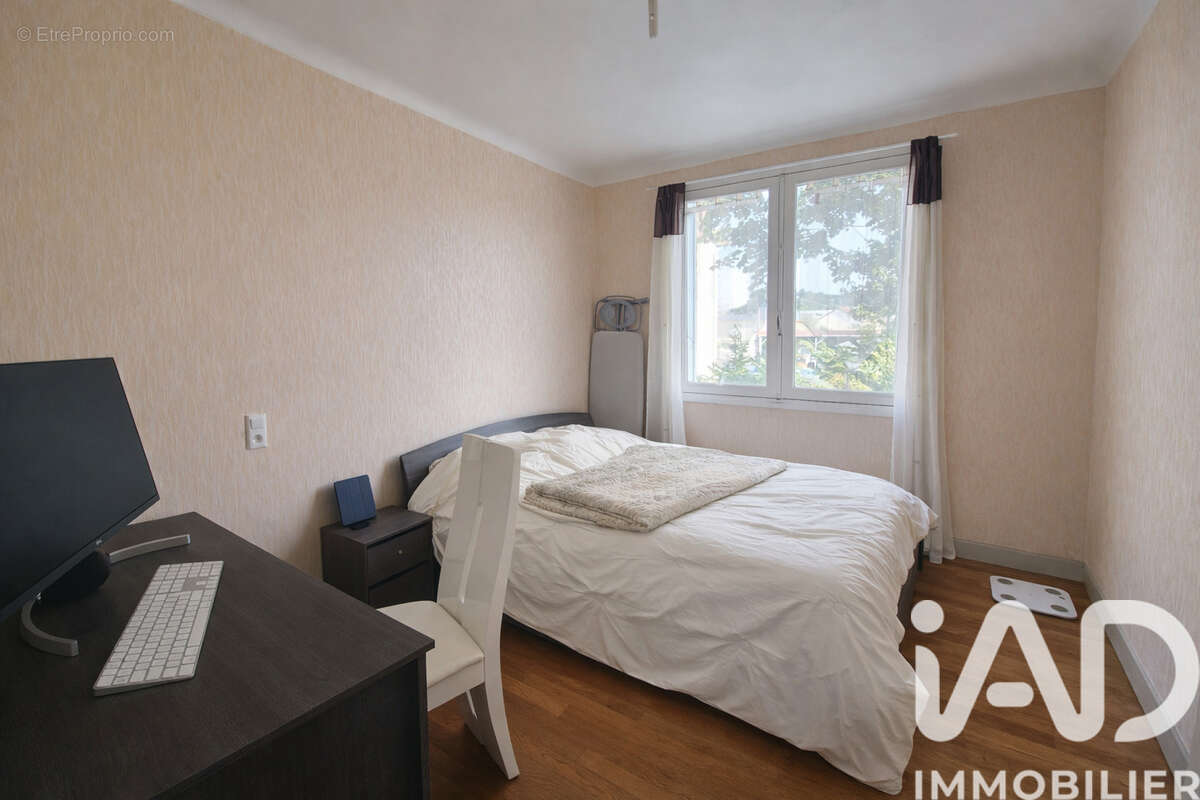 Appartement 77 m² à Brive-La-Gaillarde  - photo 4