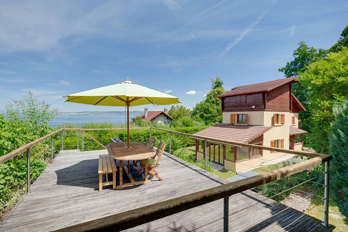 Maison à LUGRIN