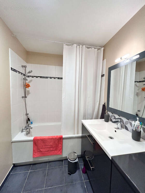 Appartement à LE BLANC-MESNIL