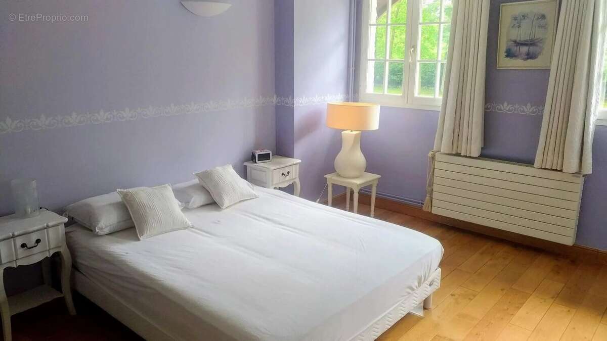 Maison à LES LOGES-EN-JOSAS