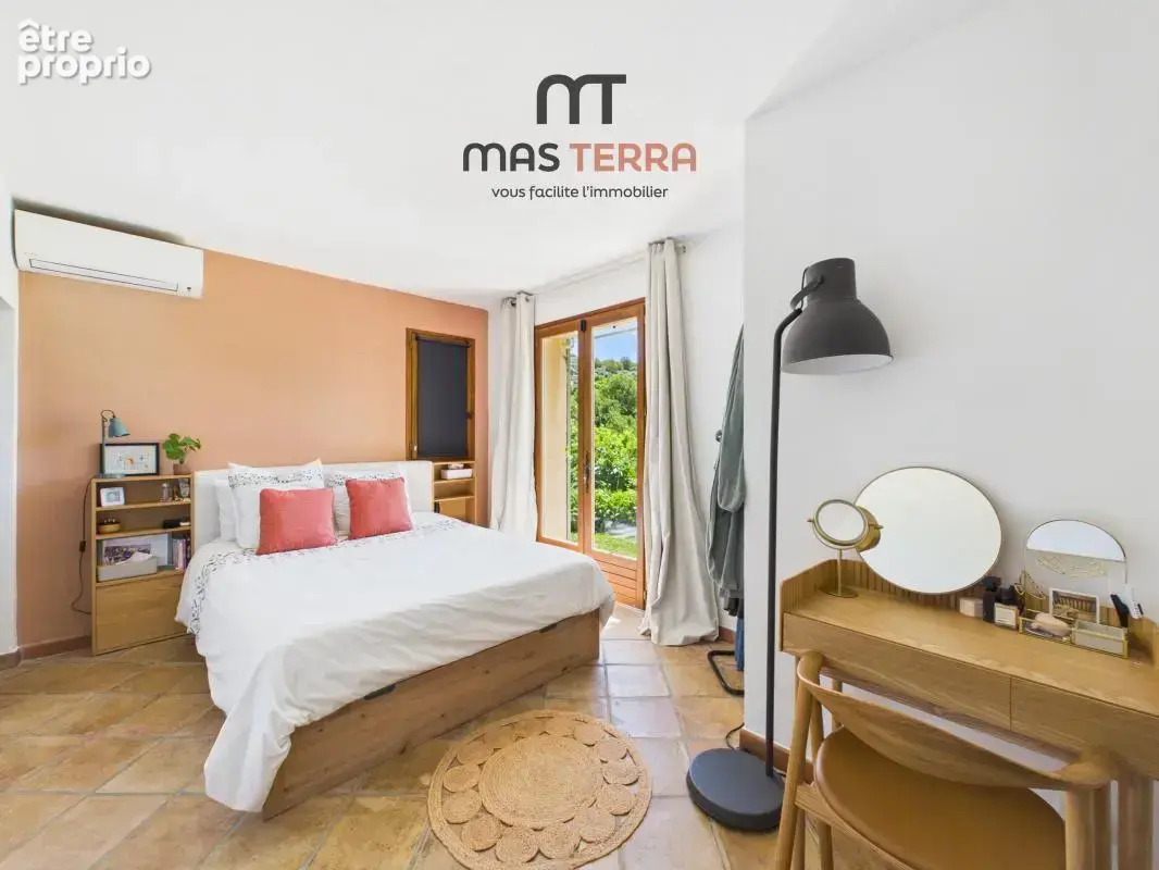 Maison 170 m² à Grasse  - photo 9