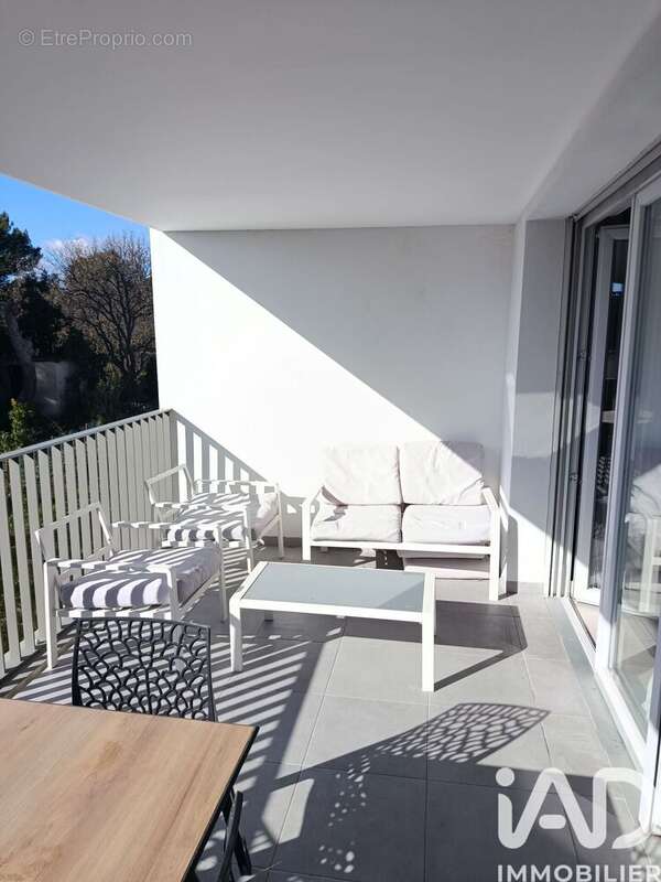 Photo 2 - Appartement à AUBAGNE